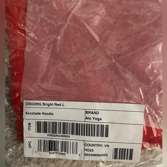 ALO Yoga NWT Accolade Hoodie Bright Red Color Unisex Oversized Size L - Picture 9 of 10